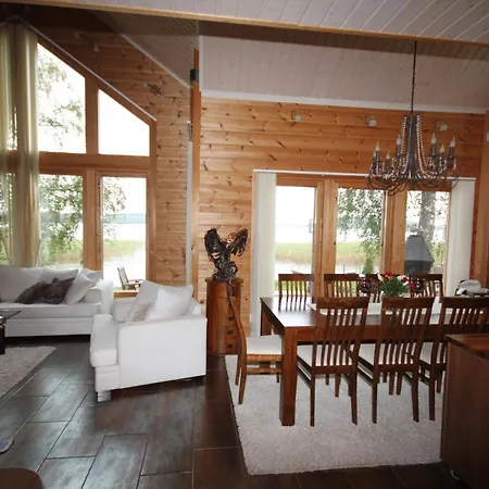 Villa Joutsen Hollola